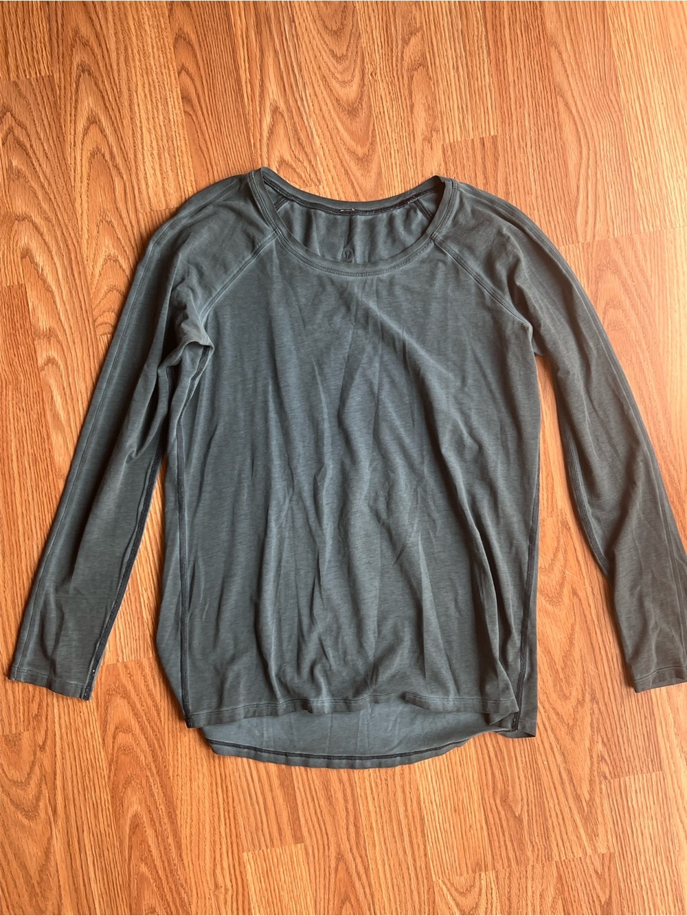 Lululemon Women's Long-Sleeve Scoop Neck Top - Slate Grayish blue